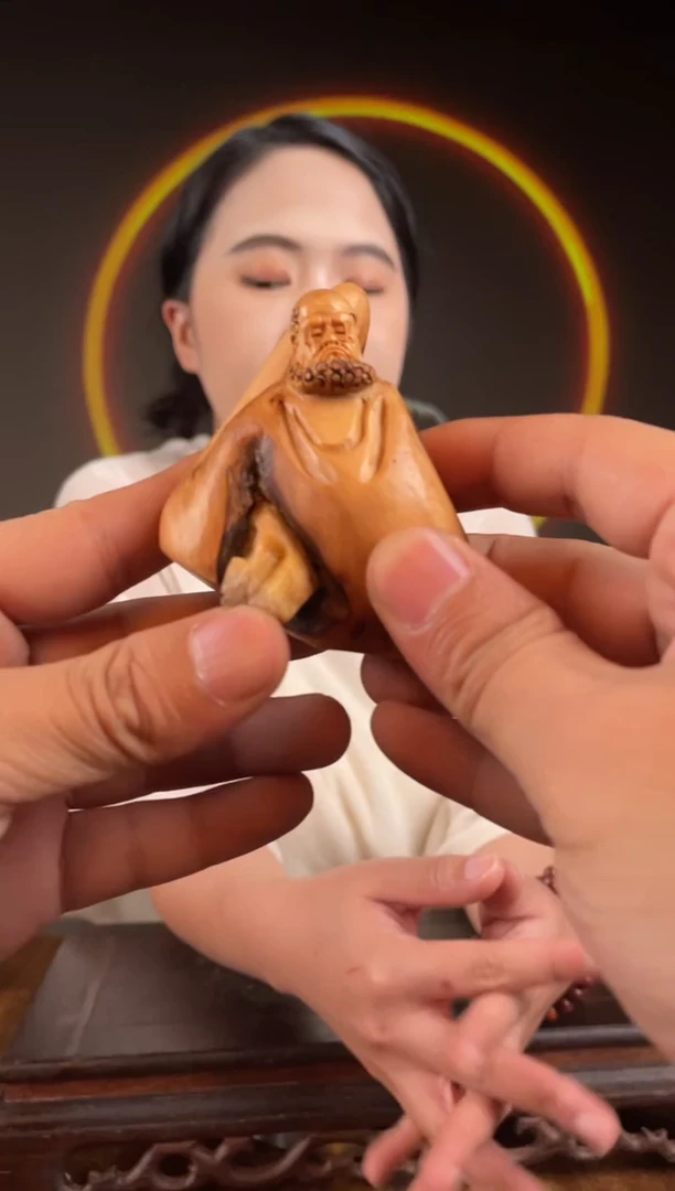 柏木（崖柏）手工摆件,先抢先得! 编号:257