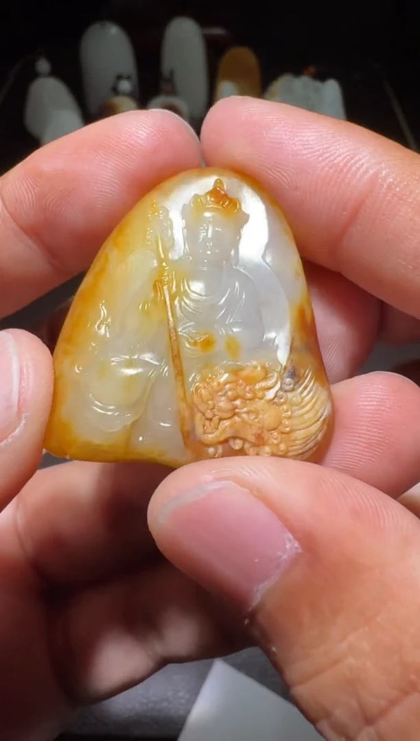 未镶嵌和田玉挂件和田玉