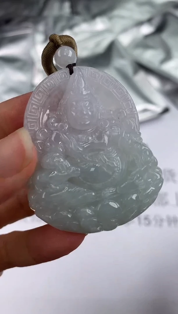 未镶嵌挂件翡翠354276      多人