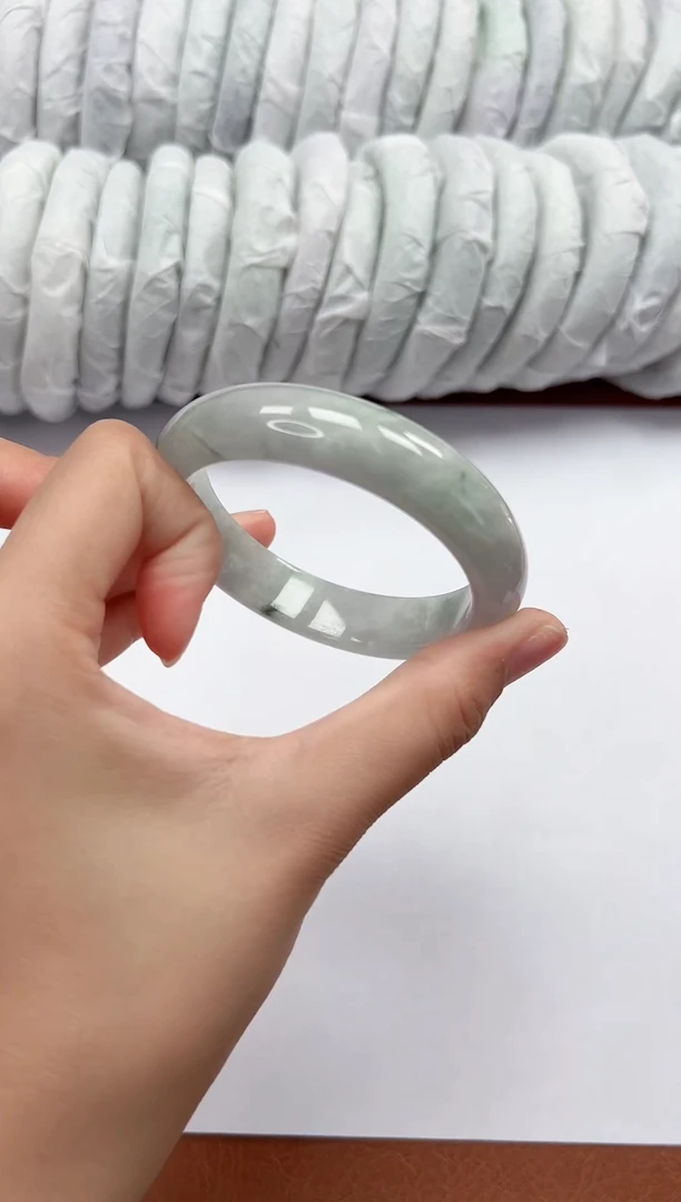 高端手镯，一物一拍M07