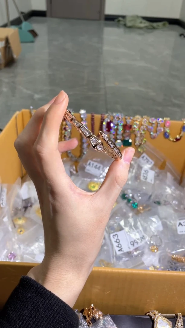 非金属无简约气质经典百搭款A411