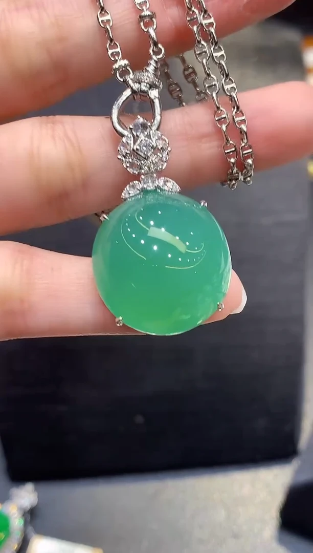 吊坠(不含链)18K金镶嵌翡翠CY多样性发其一