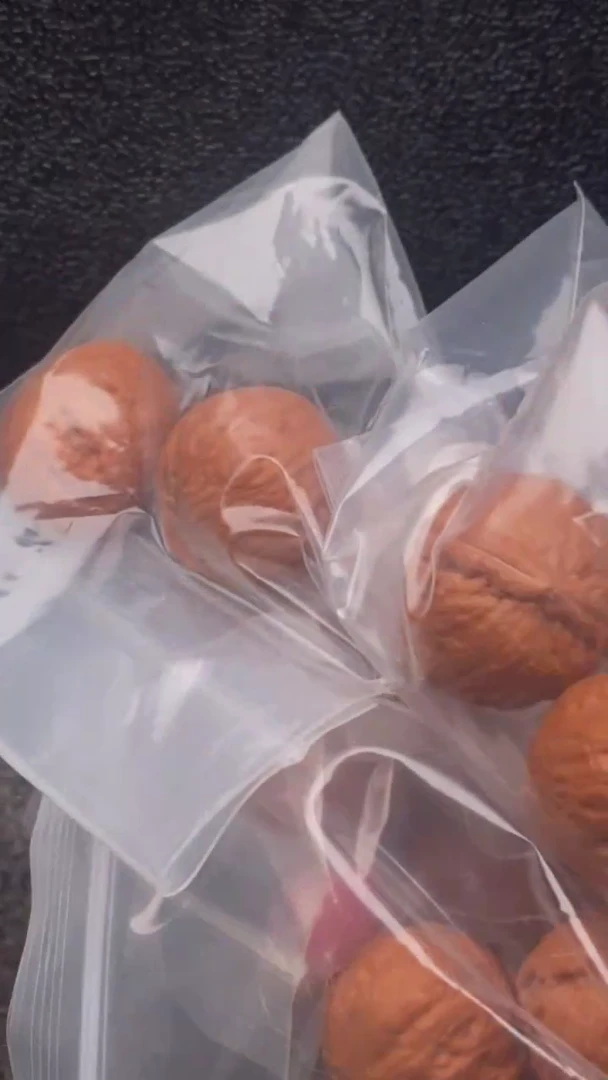 【闪购商品】文玩核桃把件小绣球