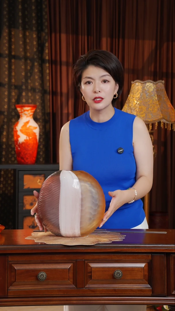 琉璃手工艺品磨刻