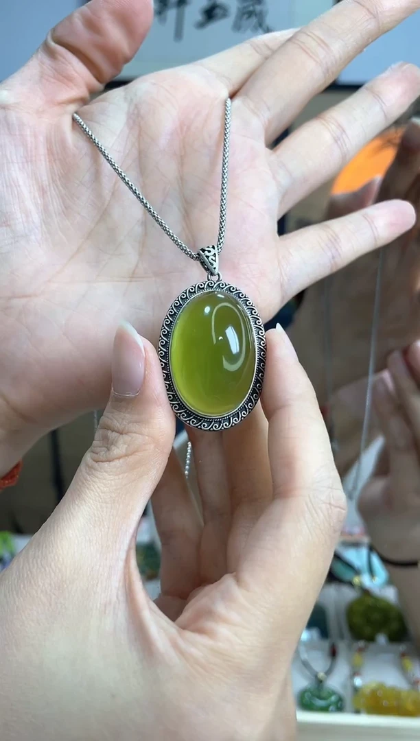 【闪购商品】岫玉吊坠银S925镶嵌多样性发货其中发一