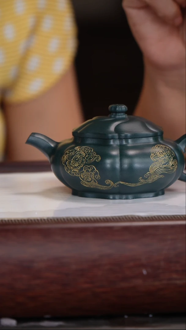 吴顺华/绿泥/菱花/200c