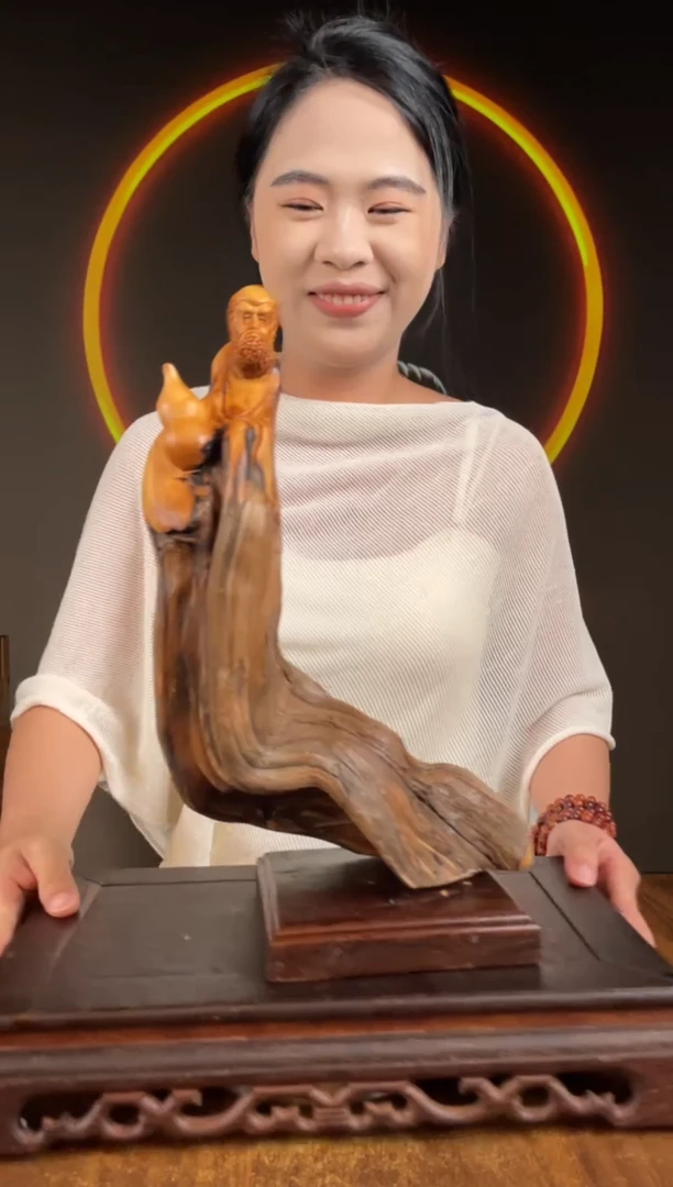 柏木（崖柏）手工摆件,先抢先得! 编号:47