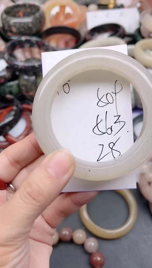 未镶嵌手镯石英质玉509