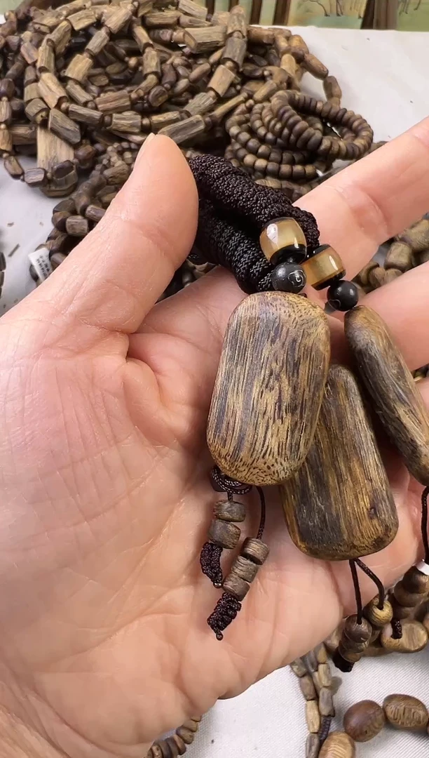 【闪购商品】沉香木吊坠棋楠沉香吊坠3克多样性发一