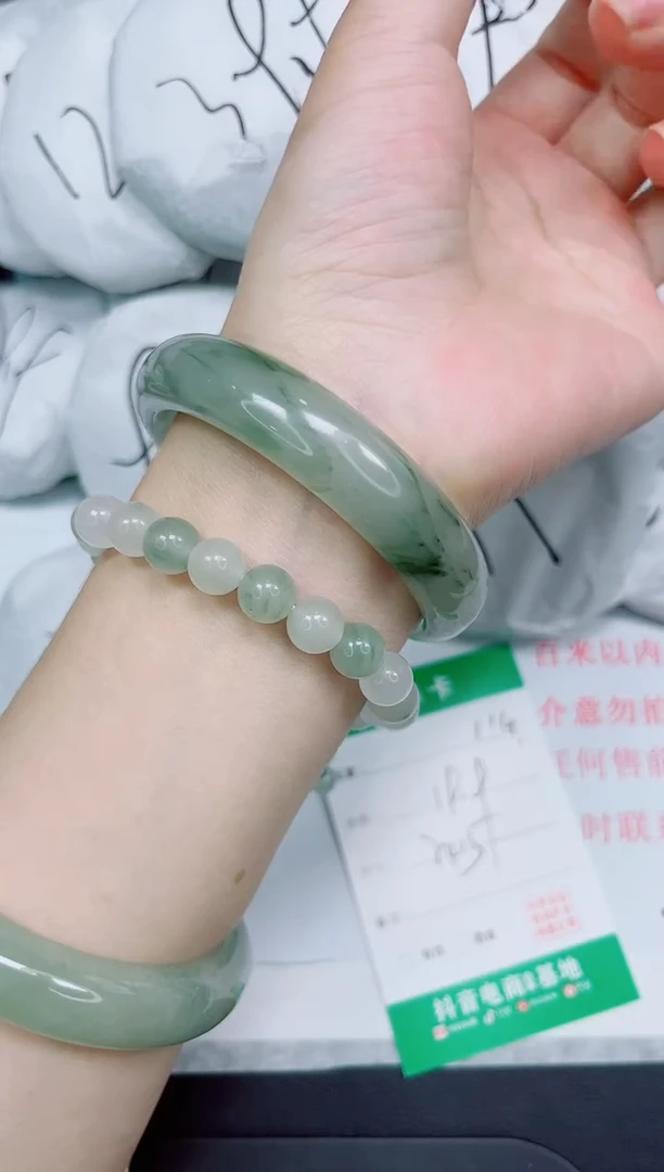石英质玉手镯未镶嵌114-54