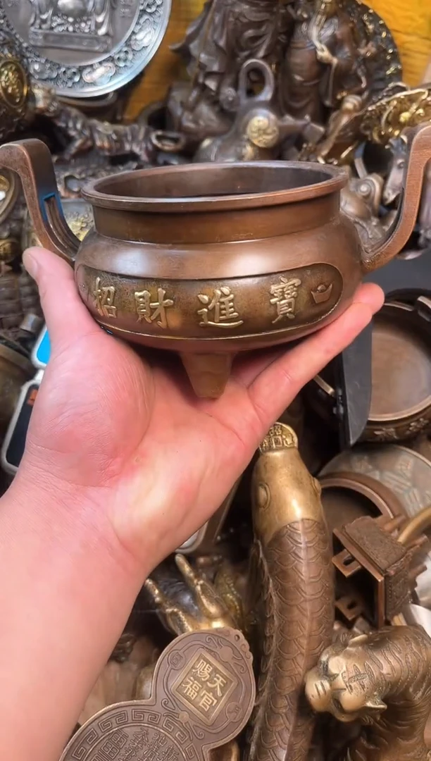 精美铜器点击下单