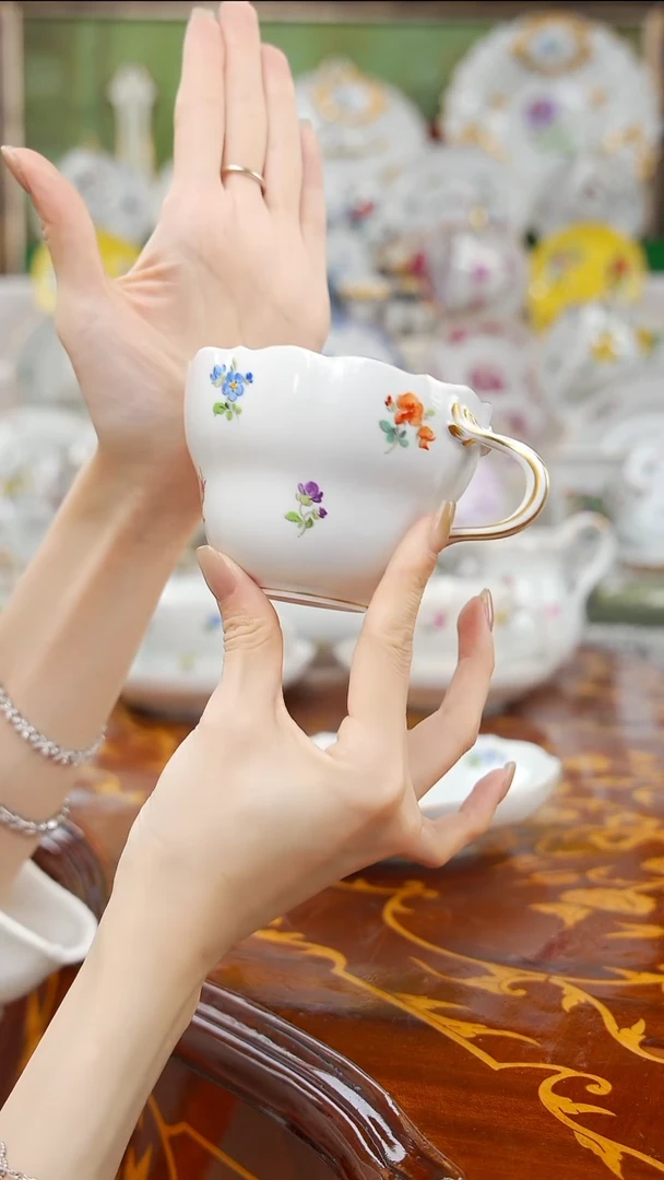 摆件米多家中古瓷器如图所示111