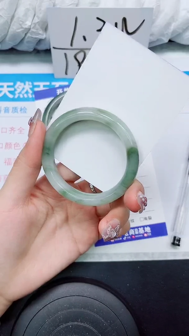 【闪购商品】石英质玉手镯未镶嵌S272-52/53