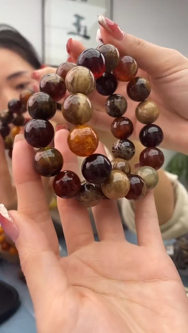 【闪购商品】琥珀珠宝奇石未镶嵌多样性发其一，假一罚十032