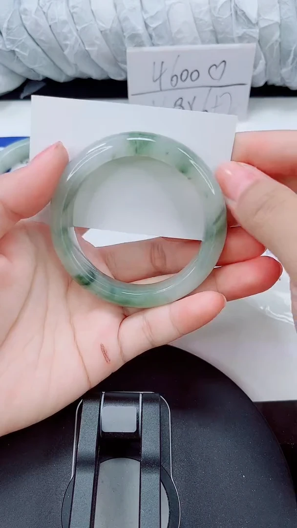 未镶嵌手镯石英质玉113-52/53