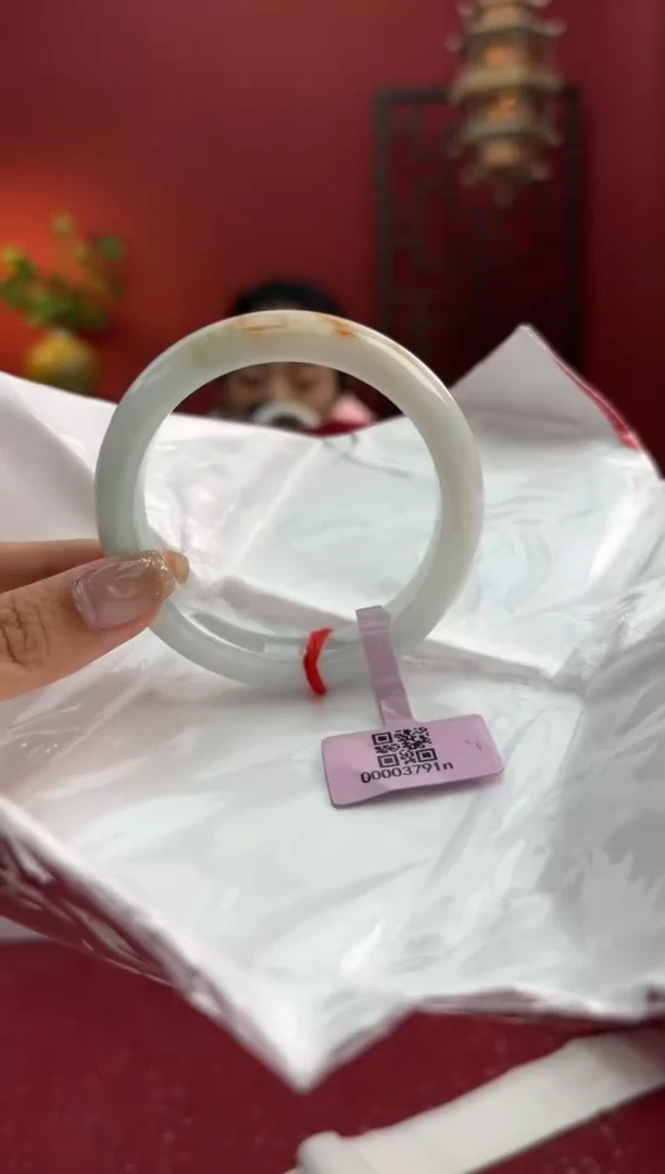 未镶嵌手镯翡翠翡翠手镯18
