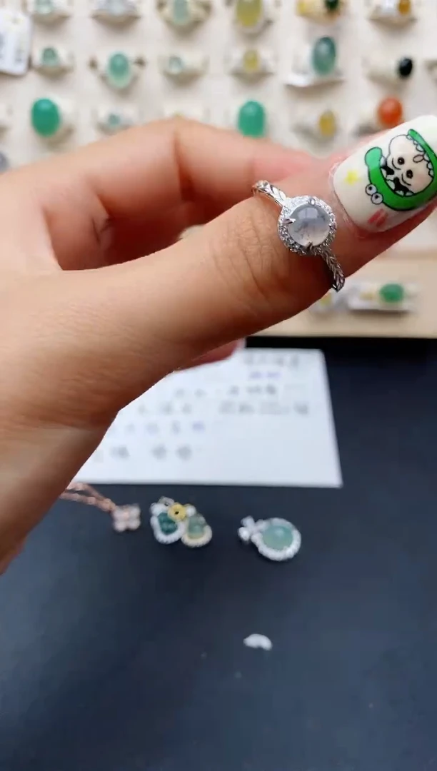 【闪购商品】翡翠戒指银S925镶嵌缅甸翡翠