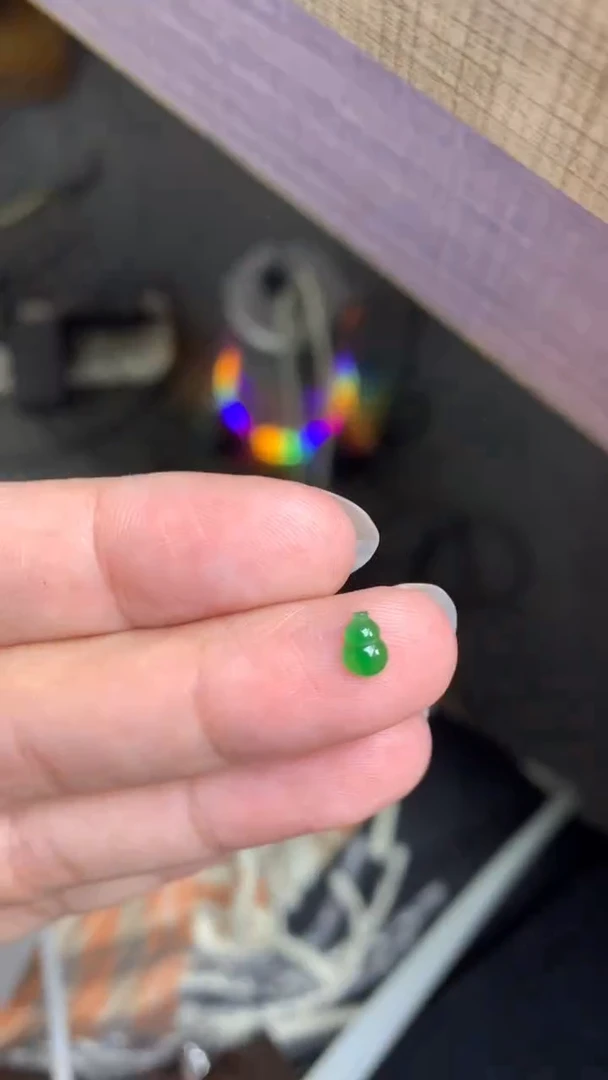 未镶嵌定制翡翠毛货