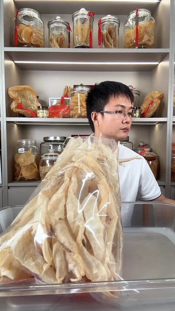 中国大陆鳗鱼胶胶58条左右