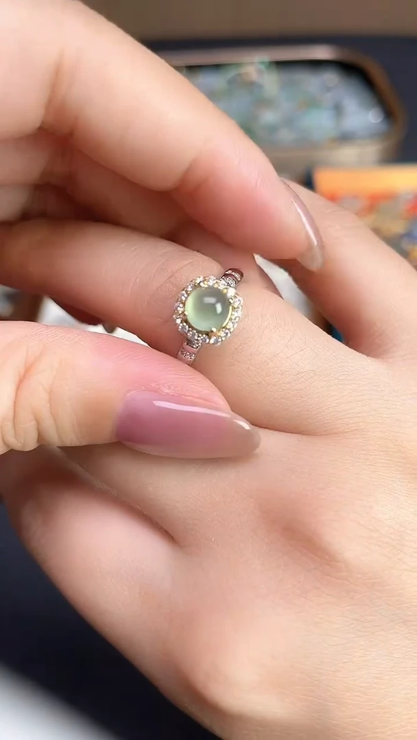 颈饰银S925镶嵌翡翠墨**年2025120601