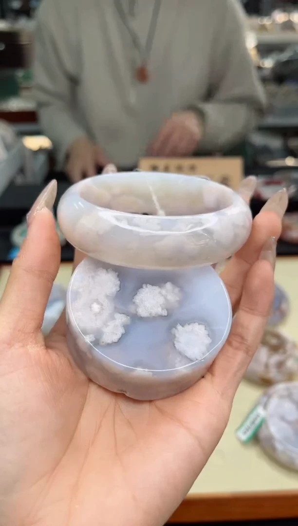 【闪购商品】石英质玉手镯未镶嵌61圈口（不退不换）1540697