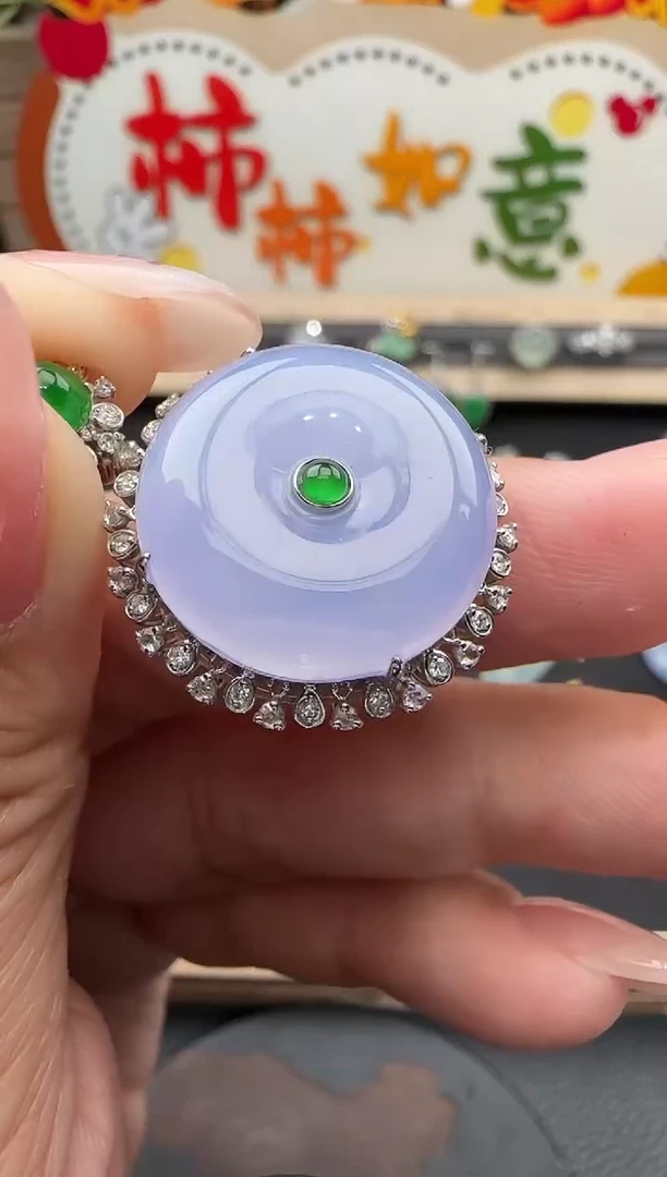 套链18K金镶嵌翡翠勿拍