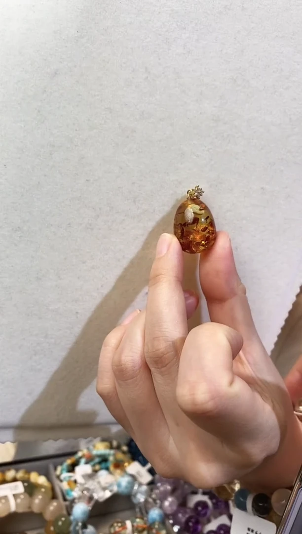 未镶嵌吊坠(不含链)琥珀（花珀）小金蛋吊坠
