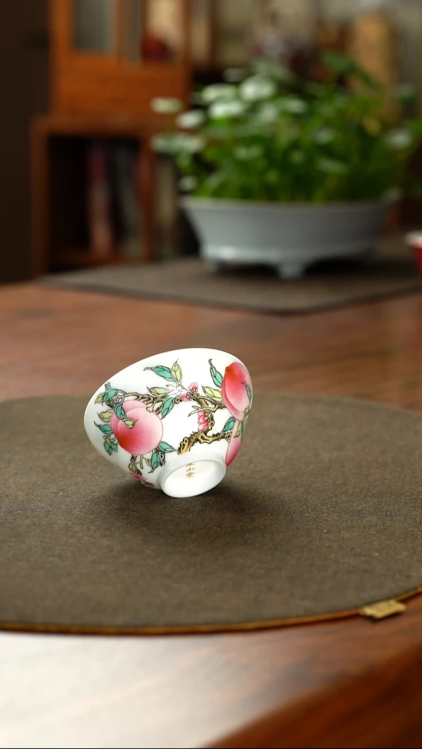 粉彩葫芦杯.....