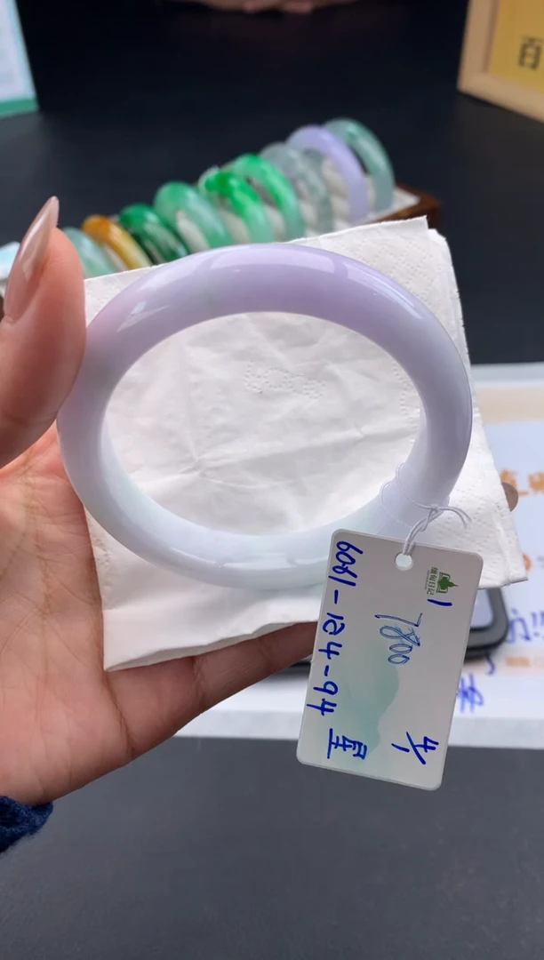 未镶嵌手镯翡翠翡翠自带#送人#，假一赔三