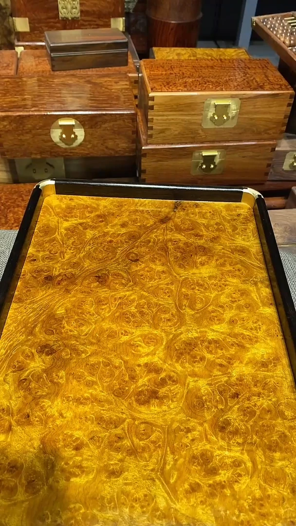 【闪购商品】香樟木大茶盘一个