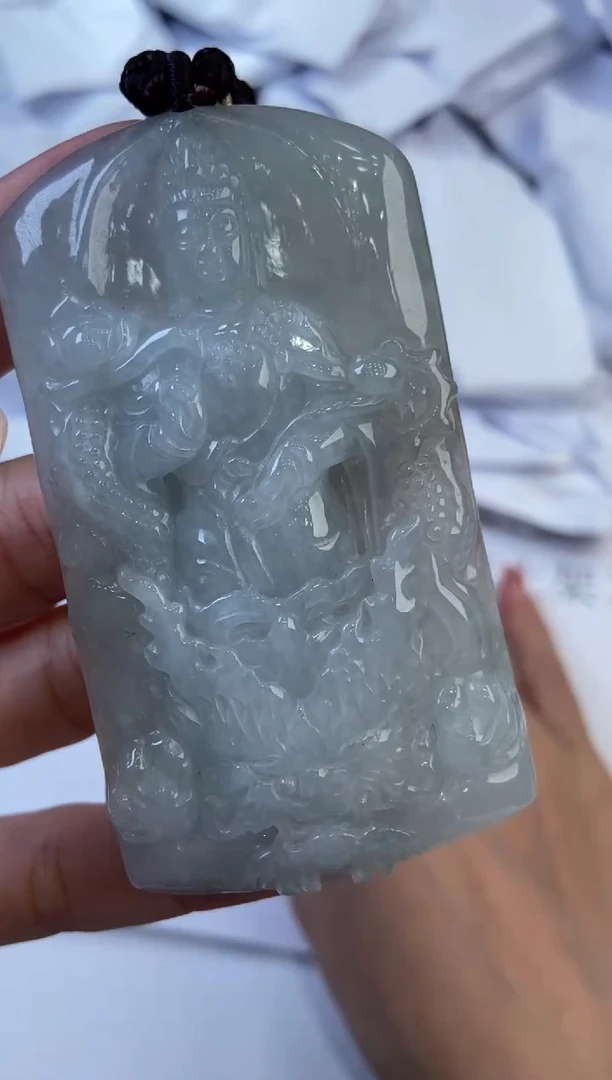 翡翠挂件未镶嵌297682   /多样性一件发