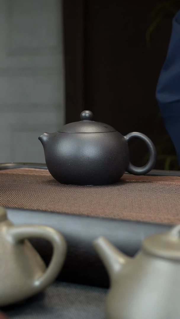 【闪购商品】紫砂茶壶捂灰西施 210CC 精工半手