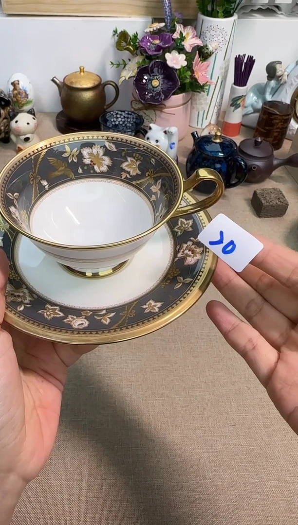 瓷片泡泡家的瓷器真好看