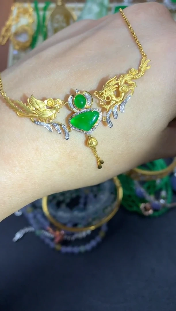 【闪购商品】翡翠颈饰18K金镶嵌408中国好珍宝