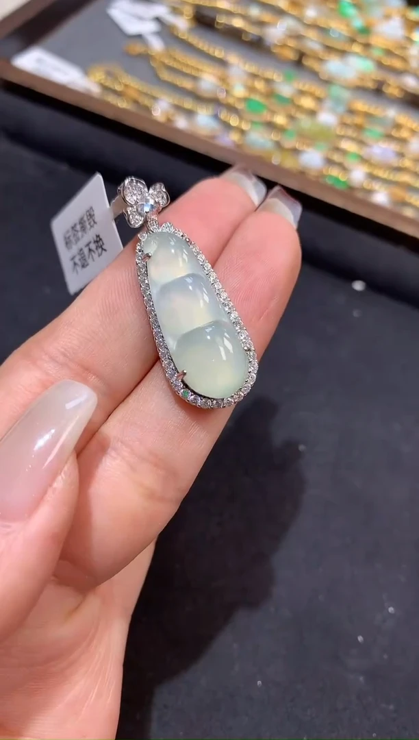 吊坠(不含链)银S925镶嵌翡翠【挽石珠宝】豆子
