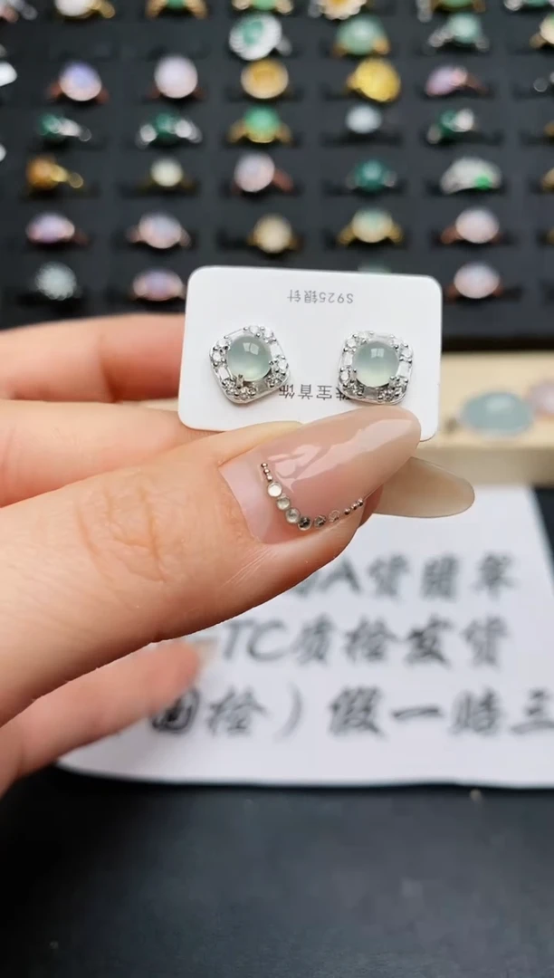 【闪购商品】翡翠颈饰银S925镶嵌...........