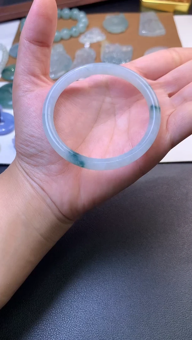 未镶嵌定制翡翠毛货