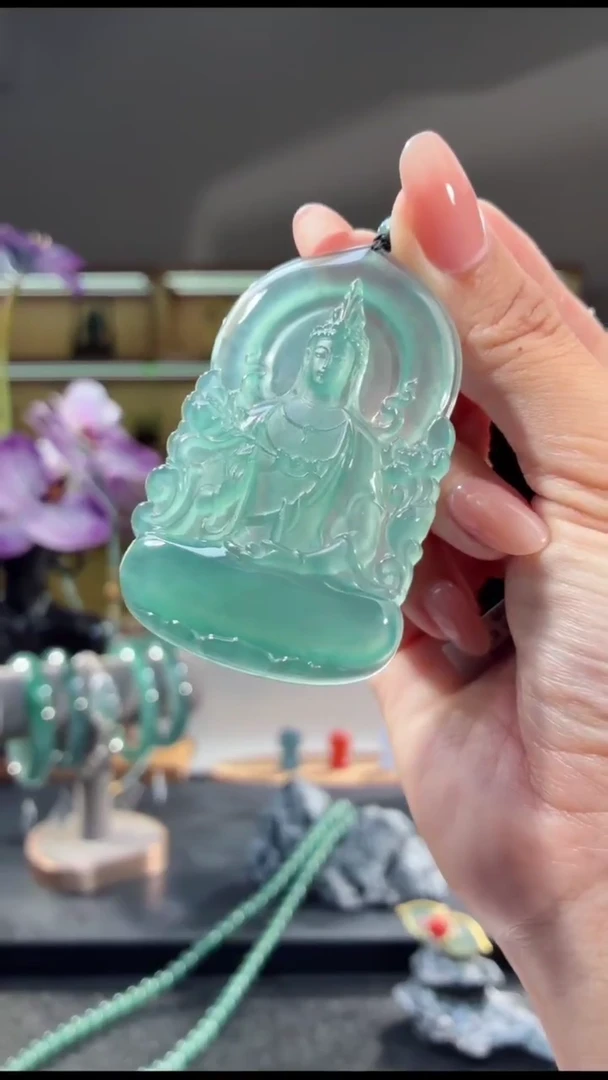 吊坠(不含链)未镶嵌翡翠观音（多样性发其一）