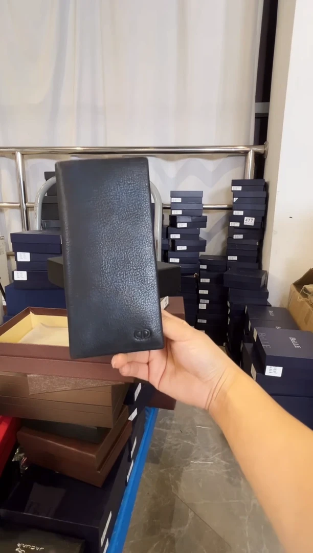 牛皮（革）韩爵绅士包包皮具666
