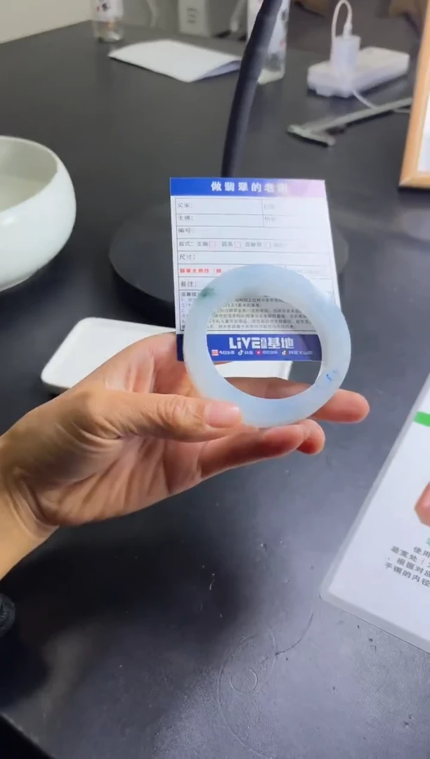 未镶嵌手镯定制翡翠杨***～定制手镯不退不换