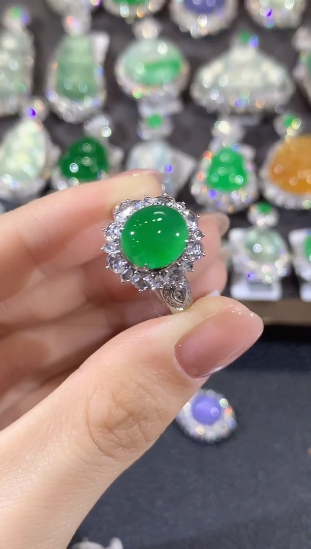 18K金镶嵌戒指翡翠C50翡翠