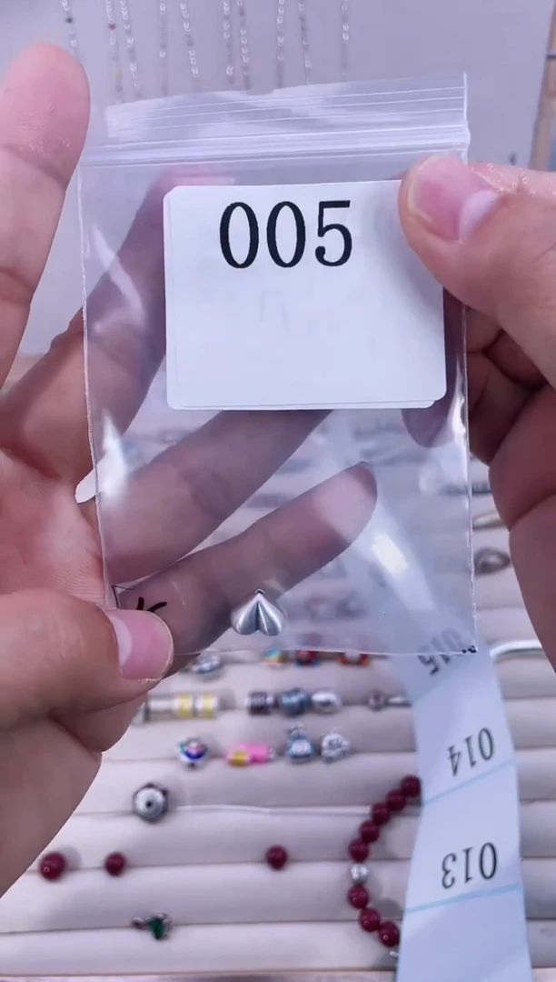 无足银远****)纯银配件005