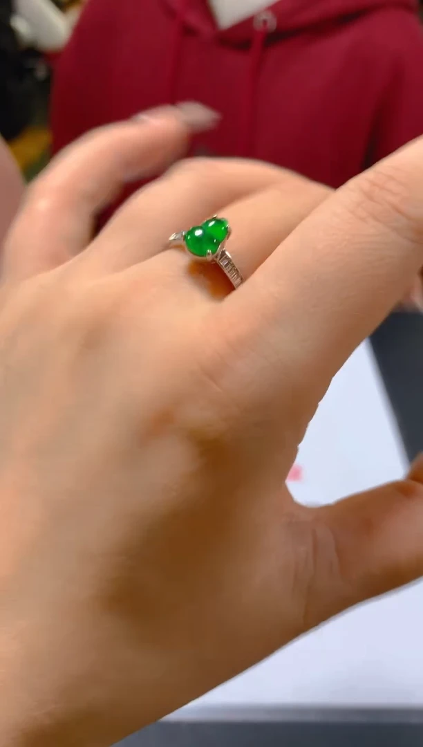 未镶嵌戒指翡翠多样性发一