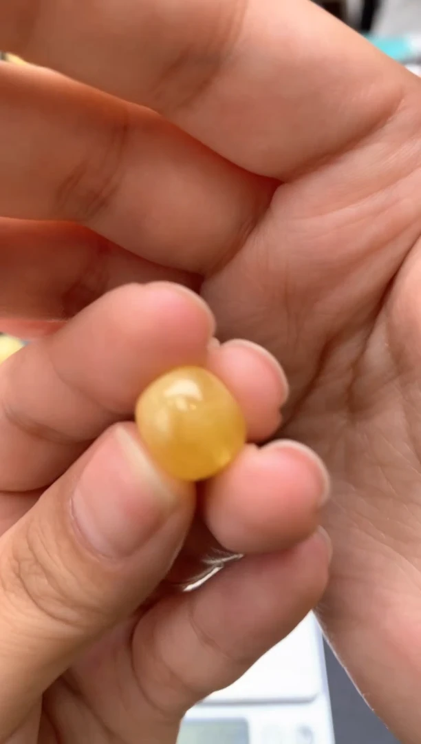 【闪购商品】琥珀珠宝奇石未镶嵌008琥珀蜜蜡花粉冰花小坑介意勿拍