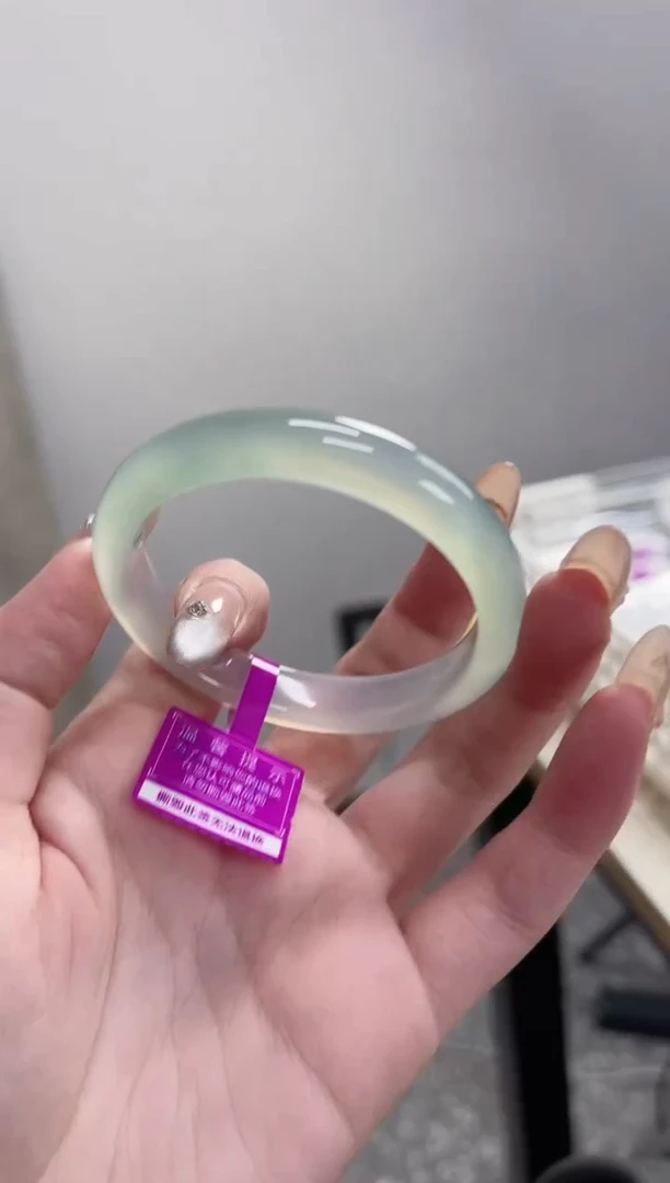 【闪购商品】玛瑙/玉髓手镯未镶嵌52-53圈需要包容