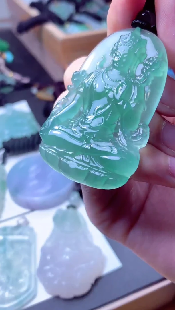 颈饰未镶嵌翡翠天然A货翡翠