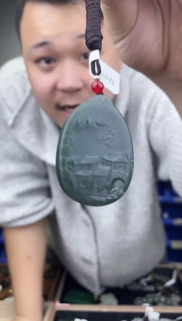 未镶嵌和田玉挂件拍一发一，多样性发货