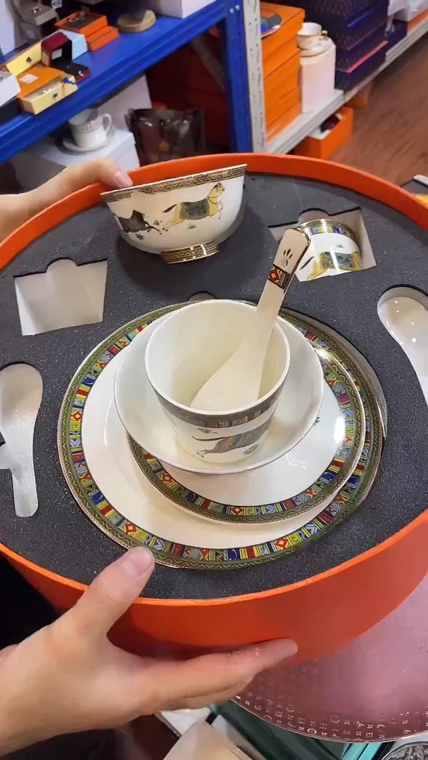 杯鸿辉家品牌瓷器，京东包邮！