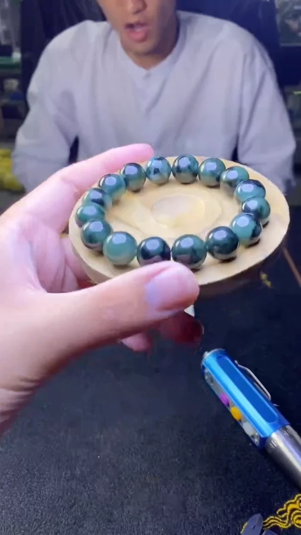 定制翡翠未镶嵌天然缅甸A货翡翠，多样性发货，拍一发一