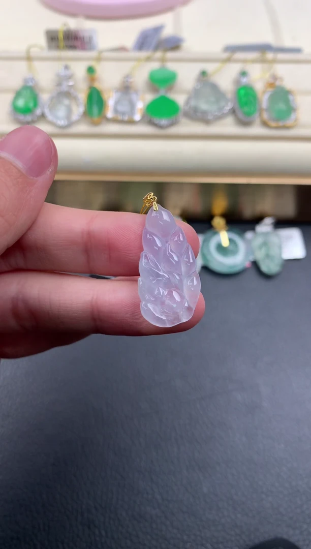 【闪购商品】翡翠颈饰18K金镶嵌D978